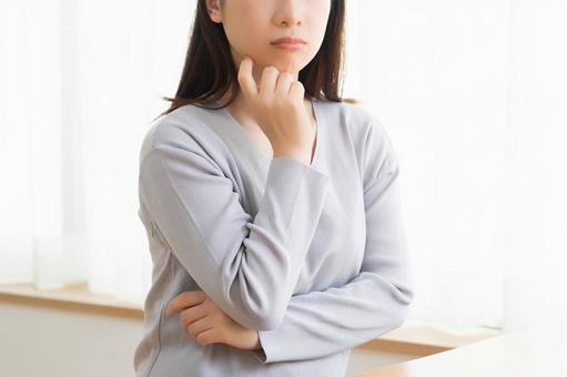 考える主婦