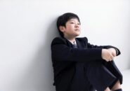落ち込む中学生